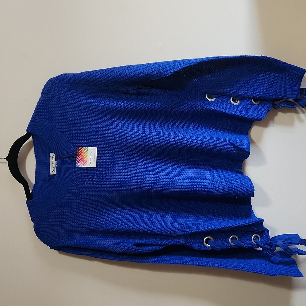 Women's Blue Crew Neck Sweater